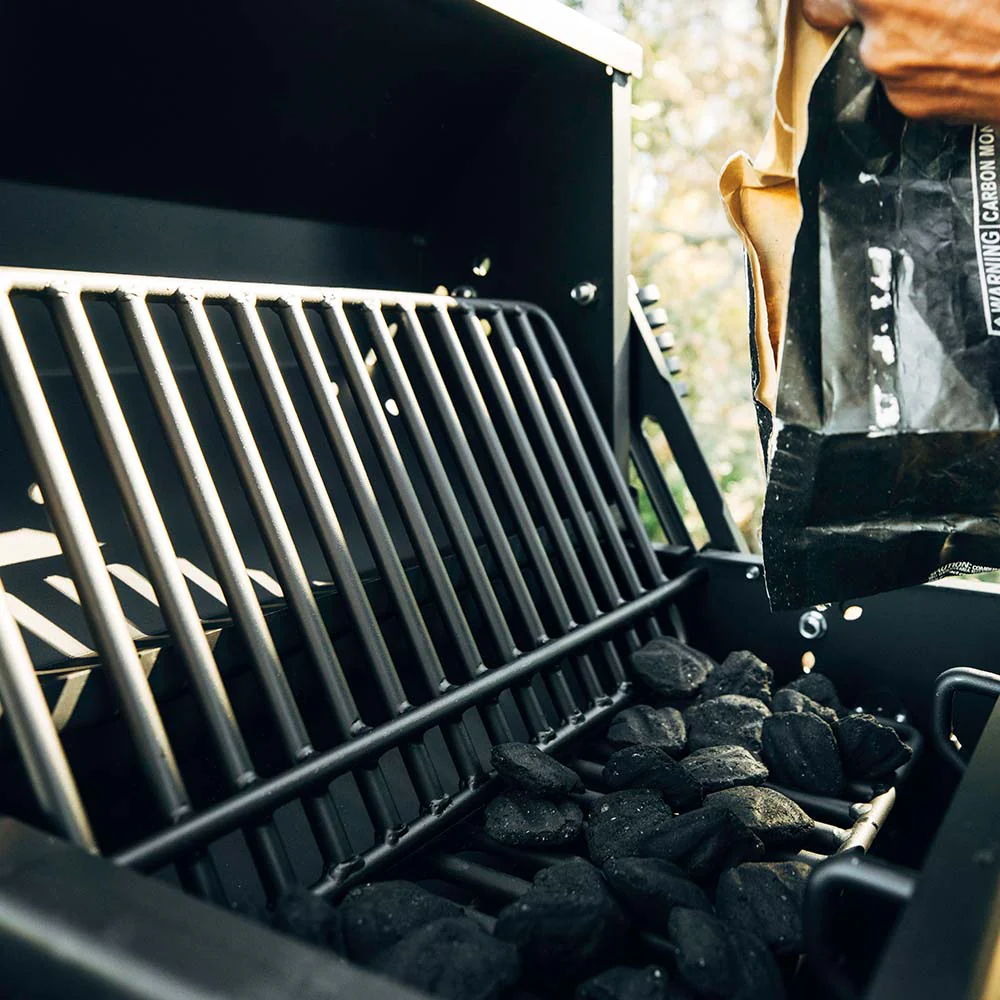260 Sq. In. Covered Park-Style Charcoal Grill - Image 7
