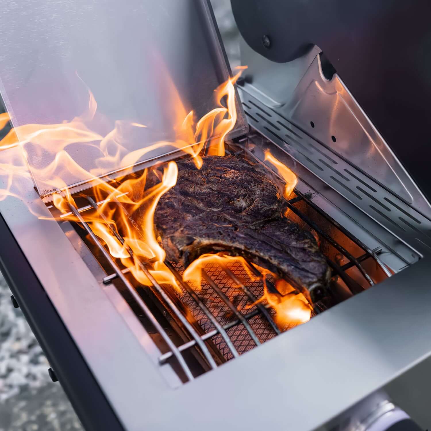 Monument Grills Denali 605Pro - Stainless Smart Propane Gas Grill - Image 6
