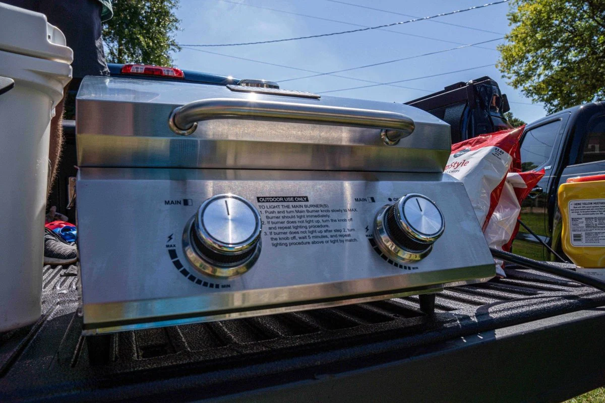 Monument 13742 - Stainless Tabletop Propane Gas Grill - Image 8