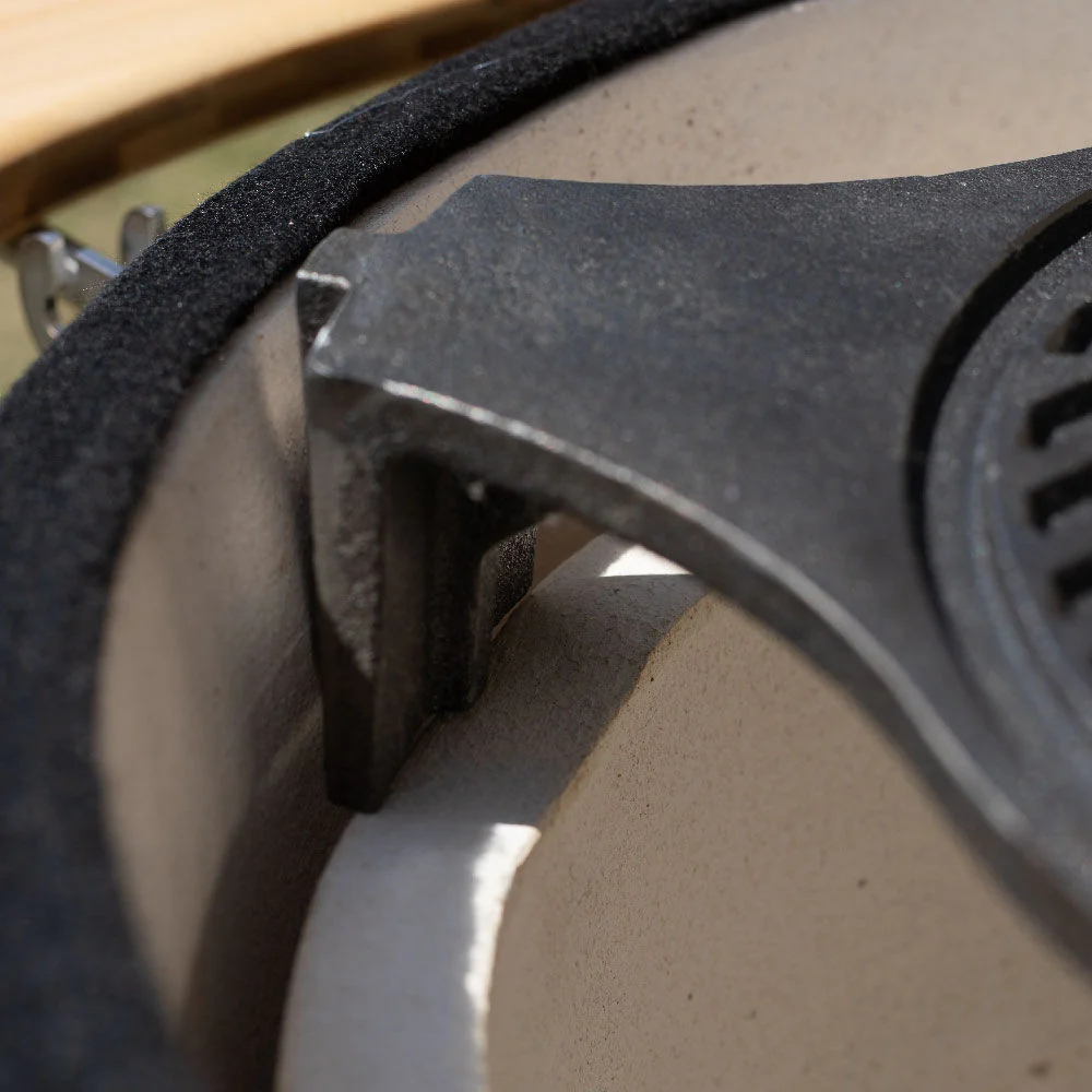 Scratch and Dent - 18-in Cast Iron Plate Setter Fits Large BGE V2 - FINAL SALE - Image 4