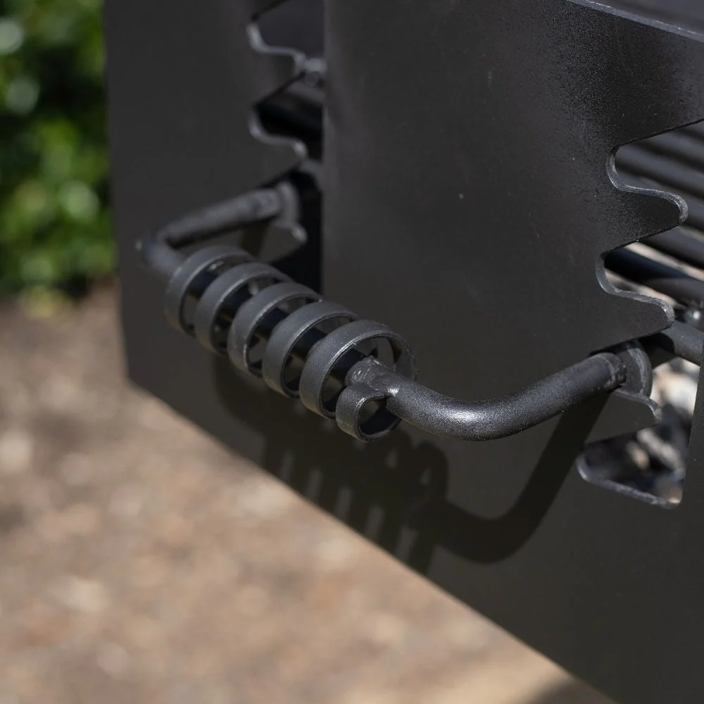 Scratch and Dent, 384 Sq. In. Park-Style Charcoal Grill - Image 7