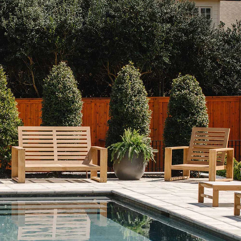 Sierra Grade A Teak Coffee Table and Chairs Set - Image 4